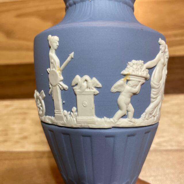 WEDGWOOD(ウェッジウッド)のウェッジウッド  ジャスパー  ペールブルー フルーテッドフラワーベース（花瓶） インテリア/住まい/日用品のインテリア小物(花瓶)の商品写真