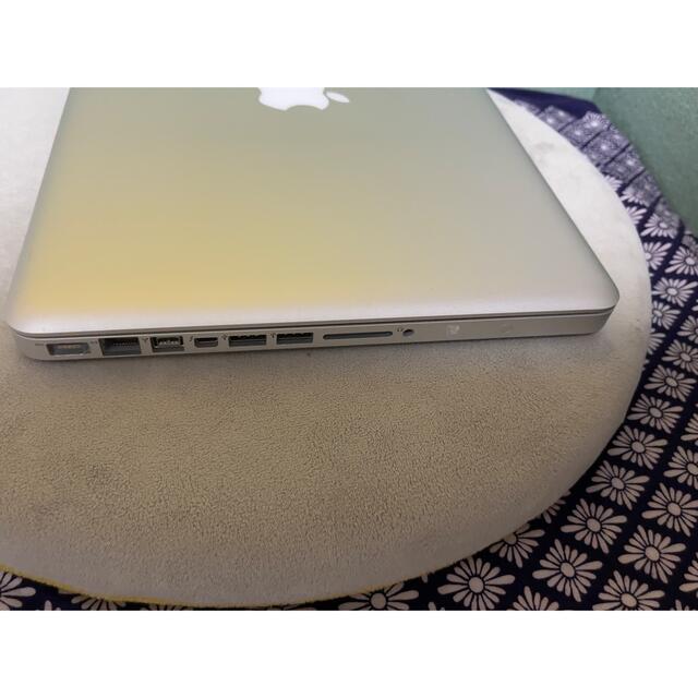 MacBook Pro i5 4GB 500GB HHD 2012