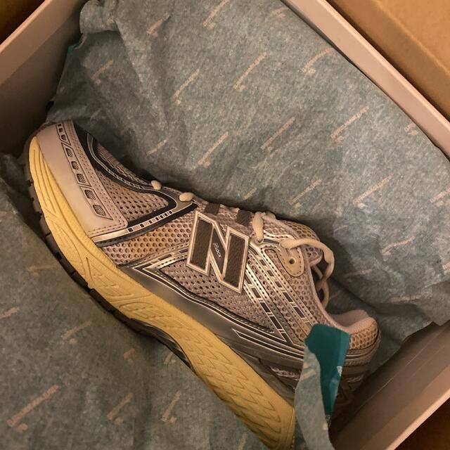 New Balance(ニューバランス)の【値下げ】thisisneverthat × New Balance 1906R メンズの靴/シューズ(スニーカー)の商品写真