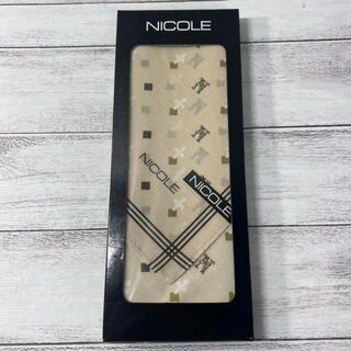 ニコル(NICOLE)のNICOLE　二コル　ミニスカーフ　ハンカチ　ベージュ　ロゴ　シルク(バンダナ/スカーフ)