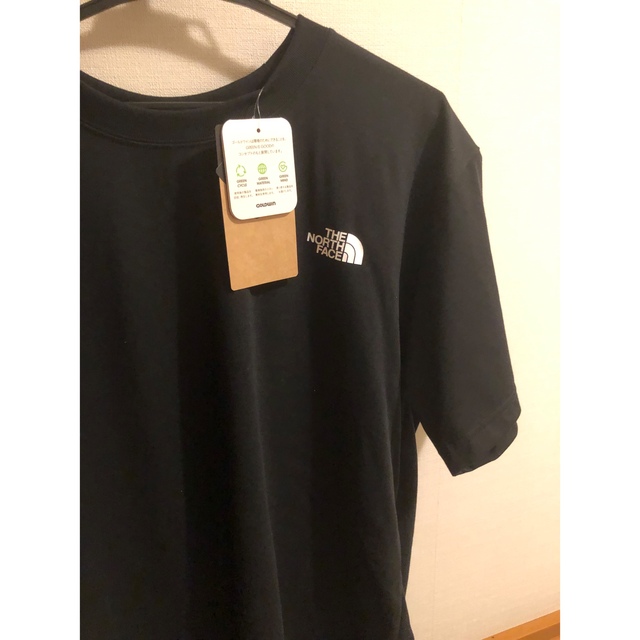 THE NORTH FACE(ザノースフェイス)のXLサイズ　ノースフェイス　Tシャツ　バンダナ　XL 黒 メンズのトップス(Tシャツ/カットソー(半袖/袖なし))の商品写真