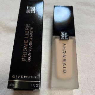 ジバンシィ(GIVENCHY)のGIVENCHYプリズムリーブルスキンケアリングマット(ファンデーション)