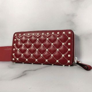 ヴァレンティノガラヴァーニ(valentino garavani)の【美品】ヴァレンティノ ガラヴァーニ　ロックスタッズ　長財布　ラウンドファスナー(財布)