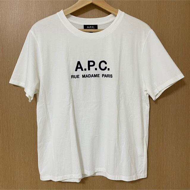 A.P.C(アーペーセー)のA.P.C. アーペーセー　ロゴ刺繍Tシャツ レディースのトップス(Tシャツ(半袖/袖なし))の商品写真