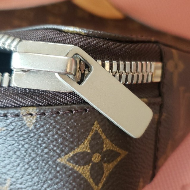 希少 LOUIS VUITTON モノグラム ホライゾン アクセサリーポーチ M