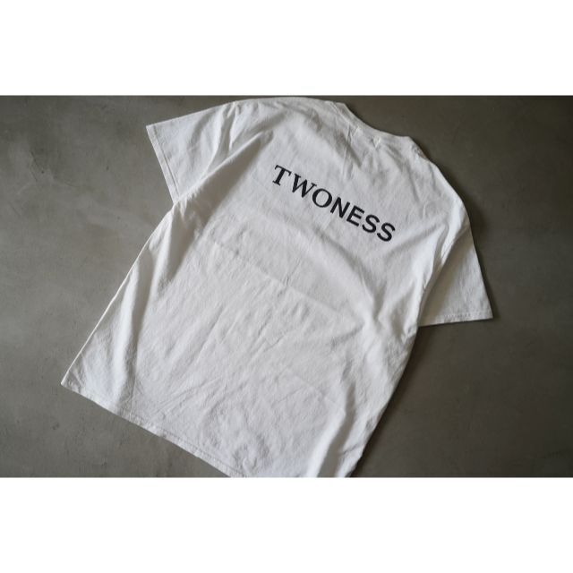 TWONESS トゥーネス 22SS HEIWA TEE ヘイワプリントTシャツ