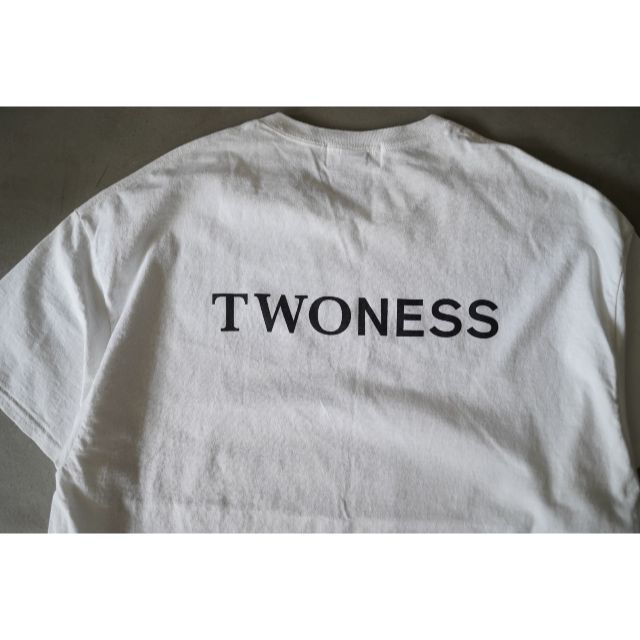 TWONESS トゥーネス 22SS HEIWA TEE ヘイワプリントTシャツ