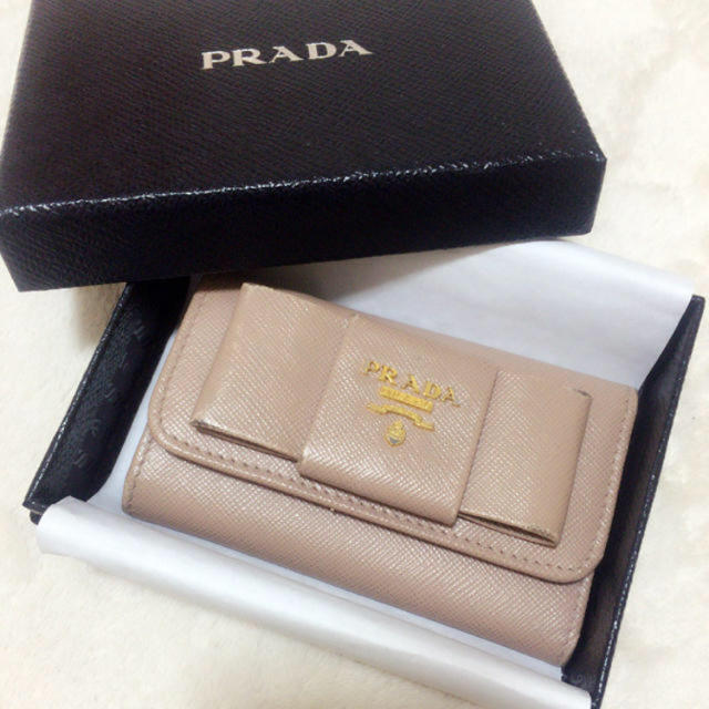 PRADA キーケース