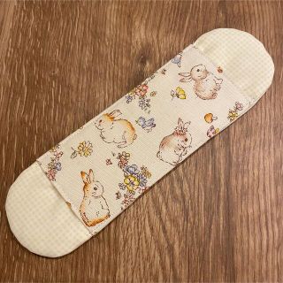 水筒肩紐カバー うさぎ柄×ギンガムチェッハンドメイド(外出用品)