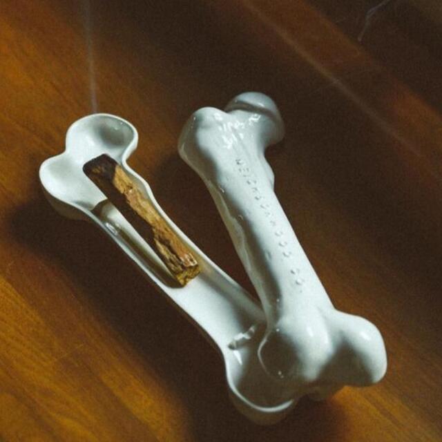 BONE PALO SANTO HOLDER . CE