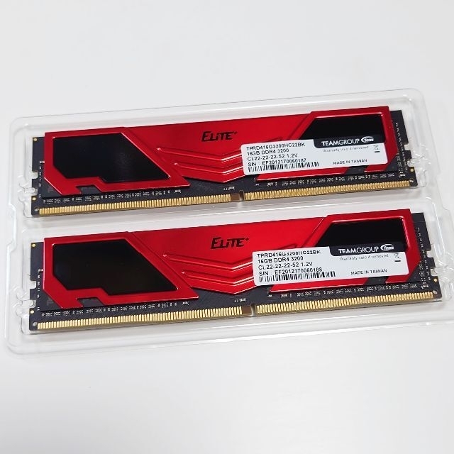 TEAM ELITE 32GB (16GBx2) DDR4-3200 (316 スマホ/家電/カメラのPC/タブレット(PCパーツ)の商品写真