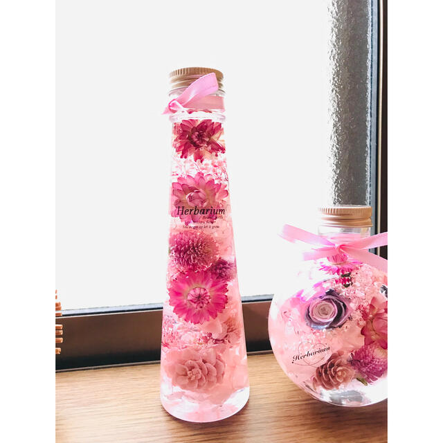 ハーバリウム♡ピンク&ピンク〜2本セット❣️ ハンドメイドのフラワー/ガーデン(その他)の商品写真