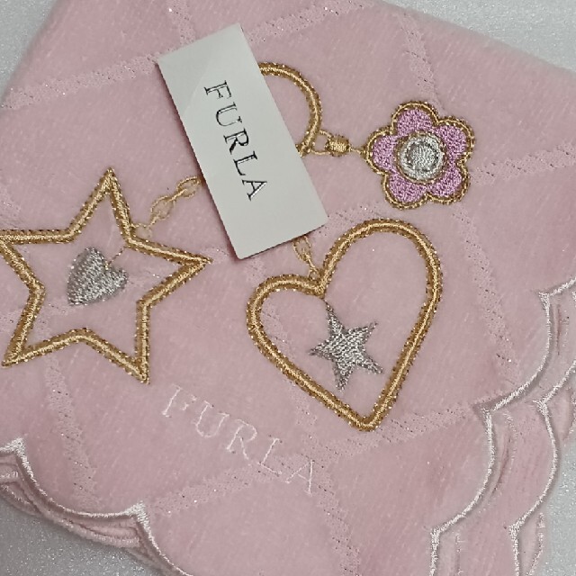 Furla(フルラ)の値下げ📌フルラ☆大判タオルハンカチ💗🌟 レディースのファッション小物(ハンカチ)の商品写真