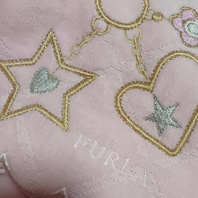 Furla(フルラ)の値下げ📌フルラ☆大判タオルハンカチ💗🌟 レディースのファッション小物(ハンカチ)の商品写真