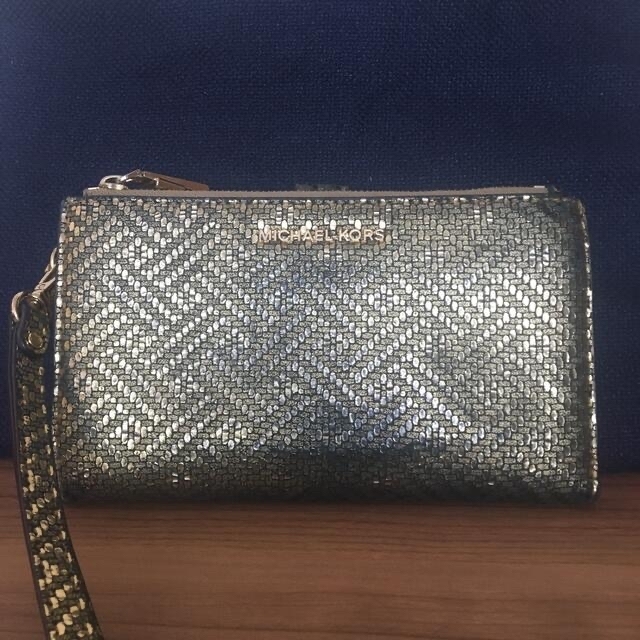 Michael Kors(マイケルコース)のMICHEAL KORS ダブルジップ ウォレット リストレット JETset レディースのファッション小物(財布)の商品写真