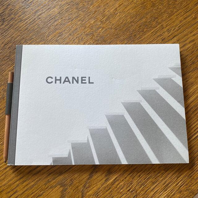 CHANEL(シャネル)のCHANEL フォトブック？メモ帳？ エンタメ/ホビーの本(アート/エンタメ)の商品写真