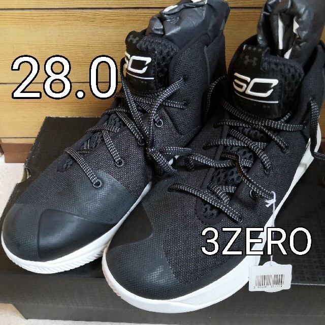 靴/シューズ新品　アンダーアーマー　3ゼロ  3ZERO　バッシュ　28スニーカー　ブラック
