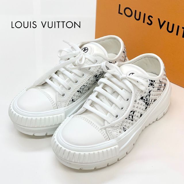 LOUIS VUITTON(ルイヴィトン)の4582 ヴィトン スクァッド ラインストーン レザー ファブリック スニーカー レディースの靴/シューズ(スニーカー)の商品写真