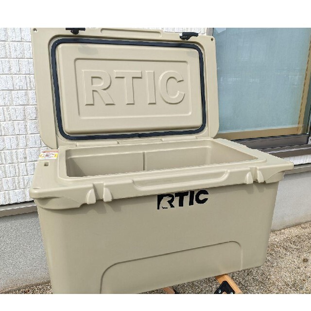 RTIC 45QT 新品 未使用 タン ロトモールドクーラーボックス