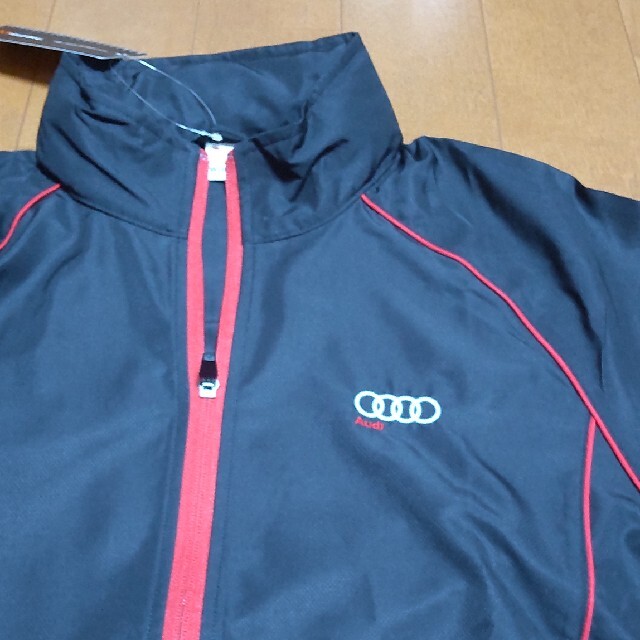 AUDI(アウディ)のアウディ ウインドブレーカー M メンズのジャケット/アウター(ナイロンジャケット)の商品写真