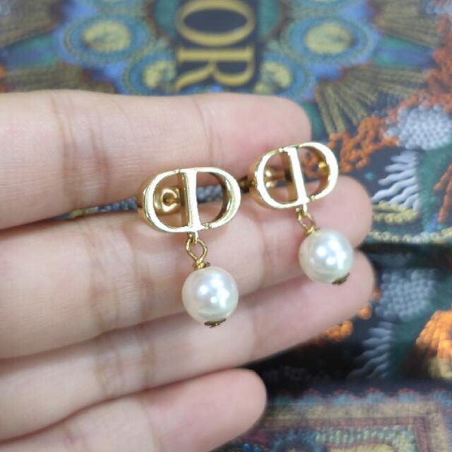 美品 dior ピアス