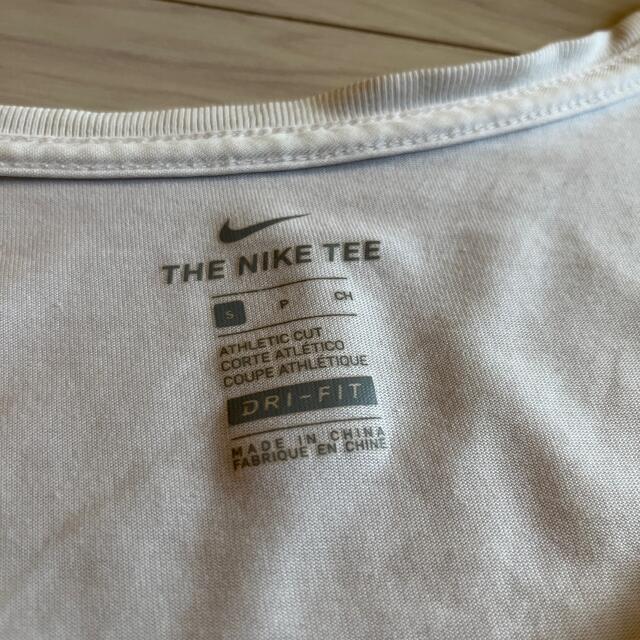 NIKE(ナイキ)のNIKE DRI-FIT TシャツSサイズ レディースのトップス(Tシャツ(半袖/袖なし))の商品写真