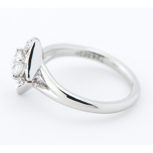 フォーエバーマーク エターナル ソリティア  ダイヤモンド 0.30 リング・指 レディースのアクセサリー(リング(指輪))の商品写真