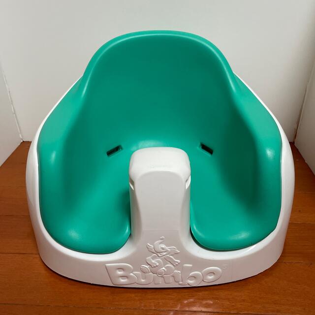 Bumbo(バンボ)のバンボ マルチシート キッズ/ベビー/マタニティのキッズ/ベビー/マタニティ その他(その他)の商品写真