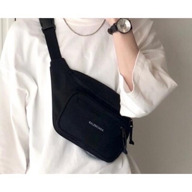 本日まで✨Balenciagaエクスプローラーバッグ　百貨店購入✨ボディバッグ/ウエストポーチ