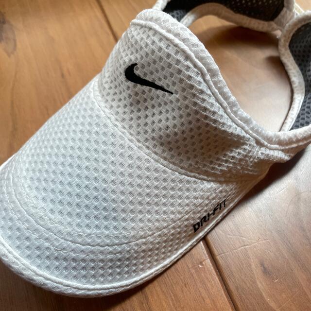 NIKE(ナイキ)のナイキ　NIKE サンバイザー　ドライフィット　DRYFIT メッシュ　速乾 レディースの帽子(その他)の商品写真