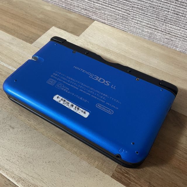 ニンテンドー3DS LL SPR-001(JPN)【充電器付】