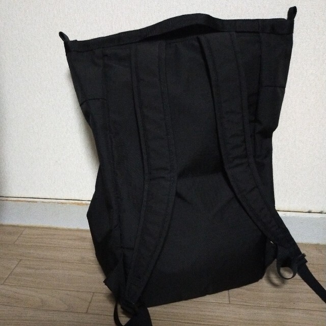 mont bell(モンベル)のモンベル　ベルニナパック15 リュック　ブラック メンズのバッグ(バッグパック/リュック)の商品写真