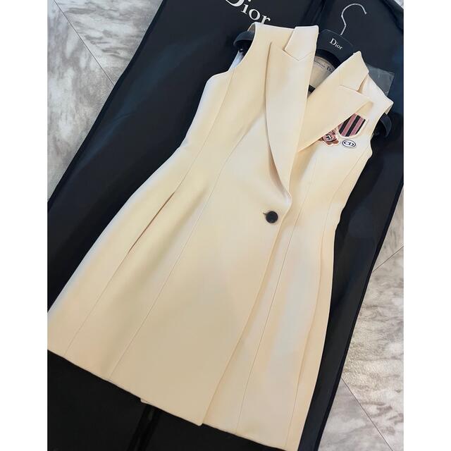 Christian Dior - dior ジレ ワンピース ジャケットの通販 by ココ Christian Dior - dior ジレ ワンピース ジャケットの通販 by ココ