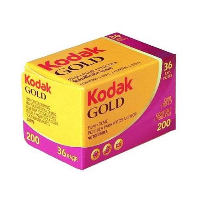 富士フイルム(フジフイルム)のKodak GOLD 200 36枚撮り 一本 スマホ/家電/カメラのカメラ(フィルムカメラ)の商品写真