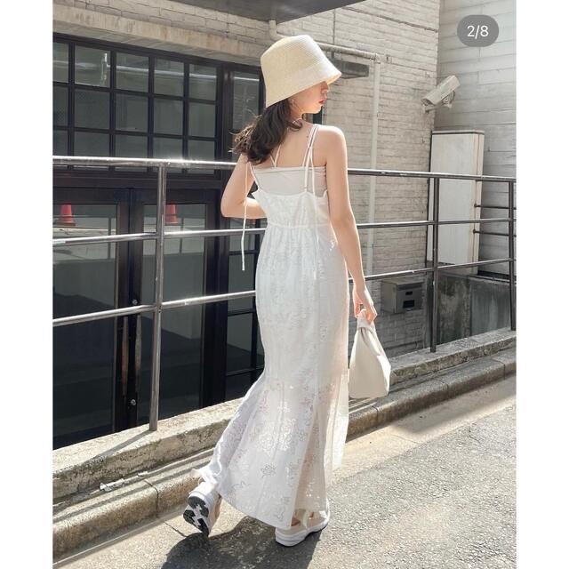 新品タグ付き❤️chico ボレロ風ブラウス+マーメイドキャミワンピース