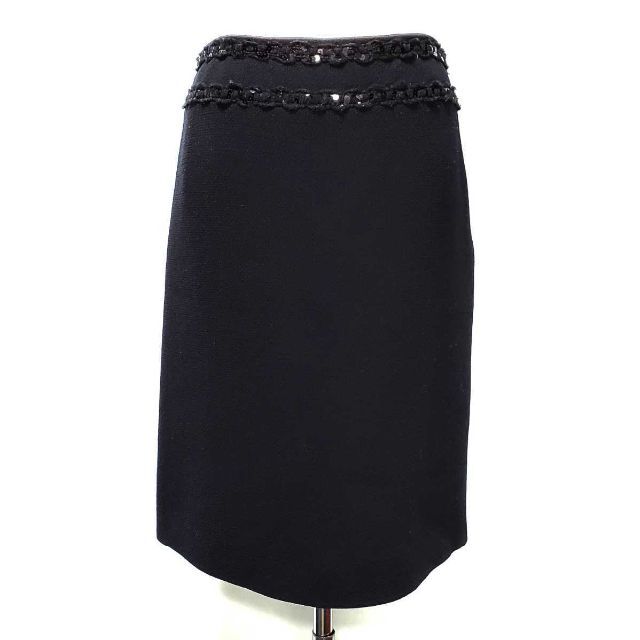 MOSCHINO(モスキーノ)のモスキーノ　ブラック　ウエストスパンコール　サイズI40（約Mサイズ相当） レディースのスカート(ひざ丈スカート)の商品写真