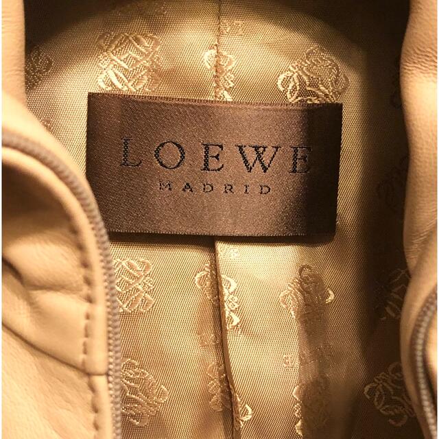 LOEWE(ロエベ)の秋に　ロエベ  LOEWE レザージャケット　ライダース レディースのジャケット/アウター(ライダースジャケット)の商品写真