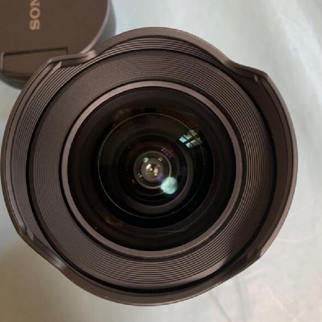 SONY(ソニー)のFE 14mm F1.8 GM SEL14F18GM スマホ/家電/カメラのカメラ(レンズ(単焦点))の商品写真