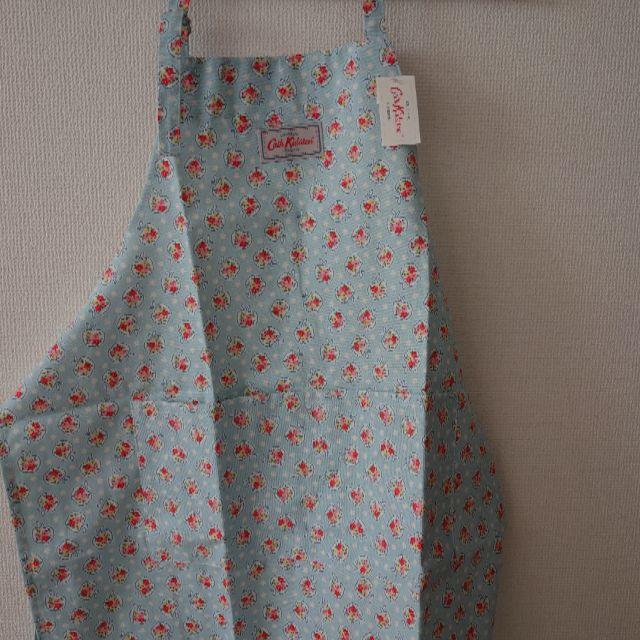 Cath Kidston(キャスキッドソン)の【新品】キャスキットソン　エプロン　アップル花柄♪　インポート レディースのレディース その他(その他)の商品写真