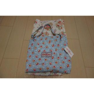 キャスキッドソン(Cath Kidston)の【新品】キャスキットソン　エプロン　アップル花柄♪　インポート(その他)