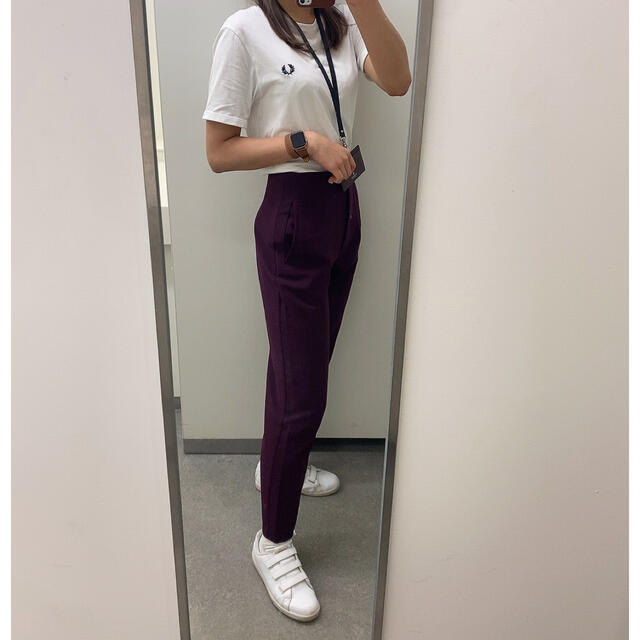 ZARA(ザラ)のZARA ハイウエストテーパードパンツ レディースのパンツ(カジュアルパンツ)の商品写真