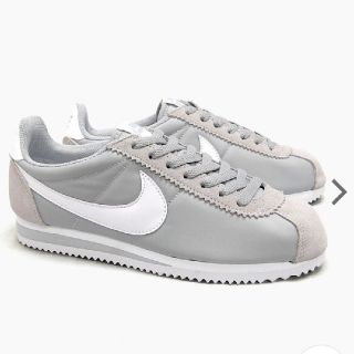 ナイキ(NIKE)のNIKE　新品　グレー　スニーカー　24cm(スニーカー)