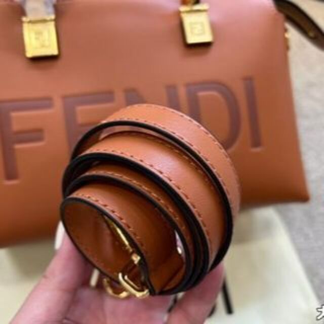 新品未使用】FENDI フェンディ バイザウェイ ミニ ショルダーバッグ