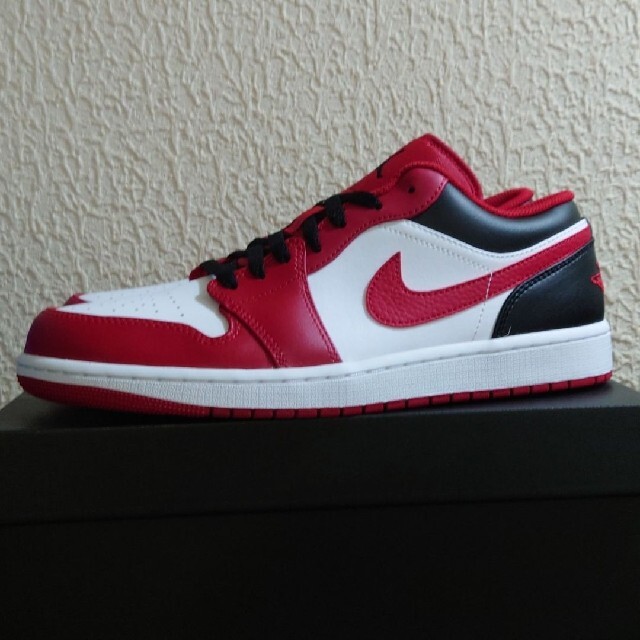 AIR JORDAN 1LOW