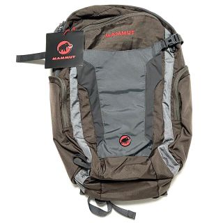 マムート(Mammut)の32L 新品 マムート mammut デイパック リュック サック エクセロン(バッグパック/リュック)