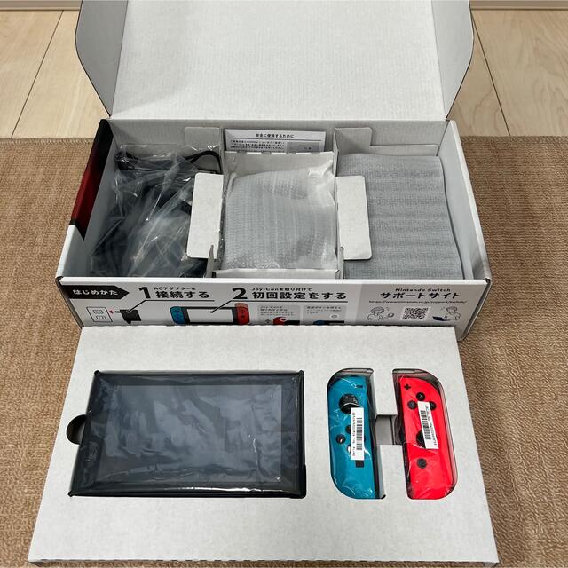 Nintendo Switch(ニンテンドースイッチ)のNintendo Switch 初期型 本体 エンタメ/ホビーのゲームソフト/ゲーム機本体(家庭用ゲーム機本体)の商品写真