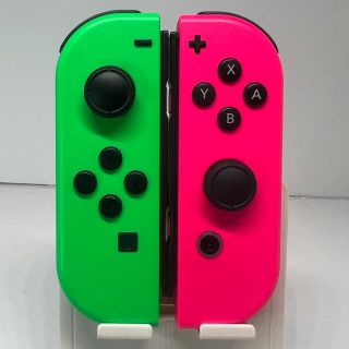 ニンテンドースイッチ(Nintendo Switch)の美品　人気カラー ス Switch 左右セット ジョイコン(家庭用ゲーム機本体)