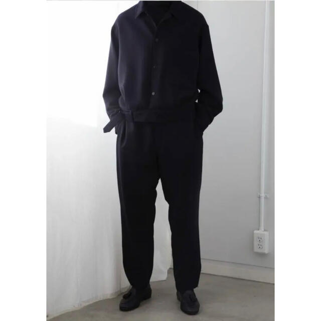comoli コモリ ウールサージ バックストラップパンツ サイズ1 新しい