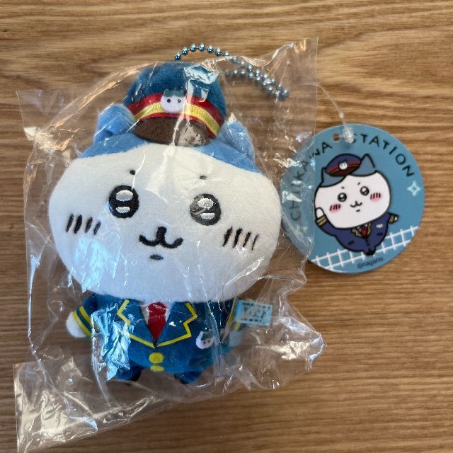 ちいかわ駅員さんなマスコット(ハチワレ) くから ちいかわ駅員さんなマスコット(ハチワレ) くから