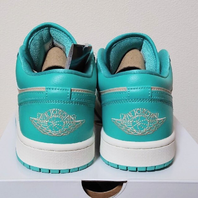 [新品]NIKE W AIR JORDAN 1 LOW エア ジョーダン 1